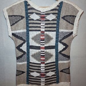Tribal Patterned 1990s Vintage Crew Neck Sweater. Size M